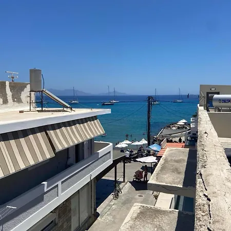 Pagoni Apartament *