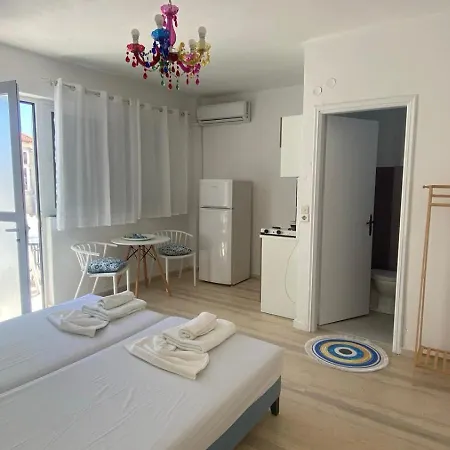 Pagoni Apartament *